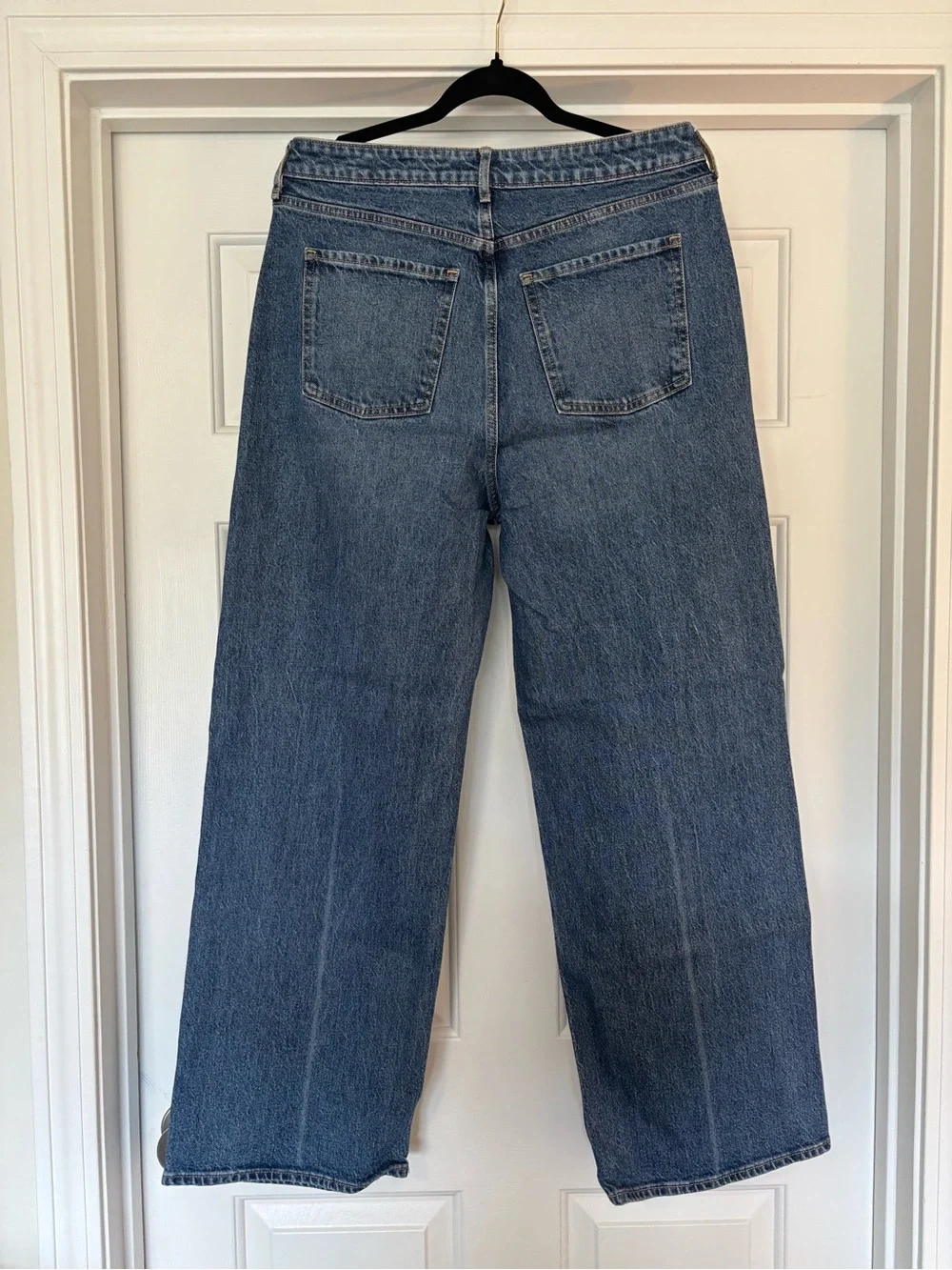 Old Navy Extra High-Rise Sky Hi Wide Leg Jeans Size 10